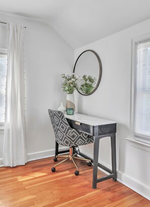 Interior - Stylish Fairfield Home in Charming Beach Town (Fairfield)