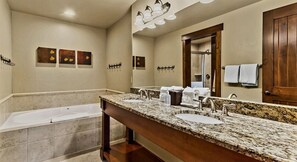 Shower, jetted tub, eco-friendly toiletries, hair dryer