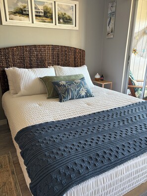 1 bedroom, iron/ironing board, free WiFi, bed sheets - Waterfront Condo w/Boat Dock, Kayak, Bikes, Pool & Pickleball-Best Fishing!! (Bokeelia)