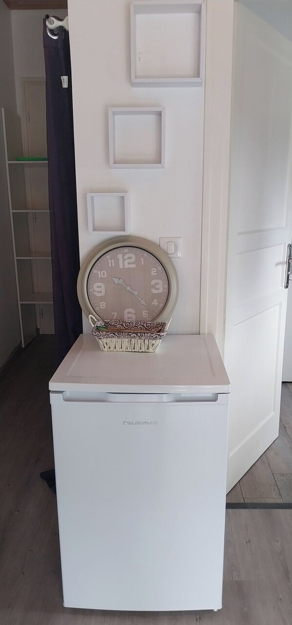 Interior - Comfortable cocooning between town and country (Seyresse)