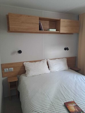 2 bedrooms - Mobile home Eleganzia 6 pers in a 4 star campsite les embruns in Cap Ferret (Lège-Cap-Ferret)
