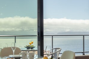 Outdoor dining - Garajau Sea Side by Atlantic Holiday (Caniço)