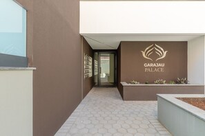 Exterior detail - Garajau Sea Side by Atlantic Holiday (Caniço)