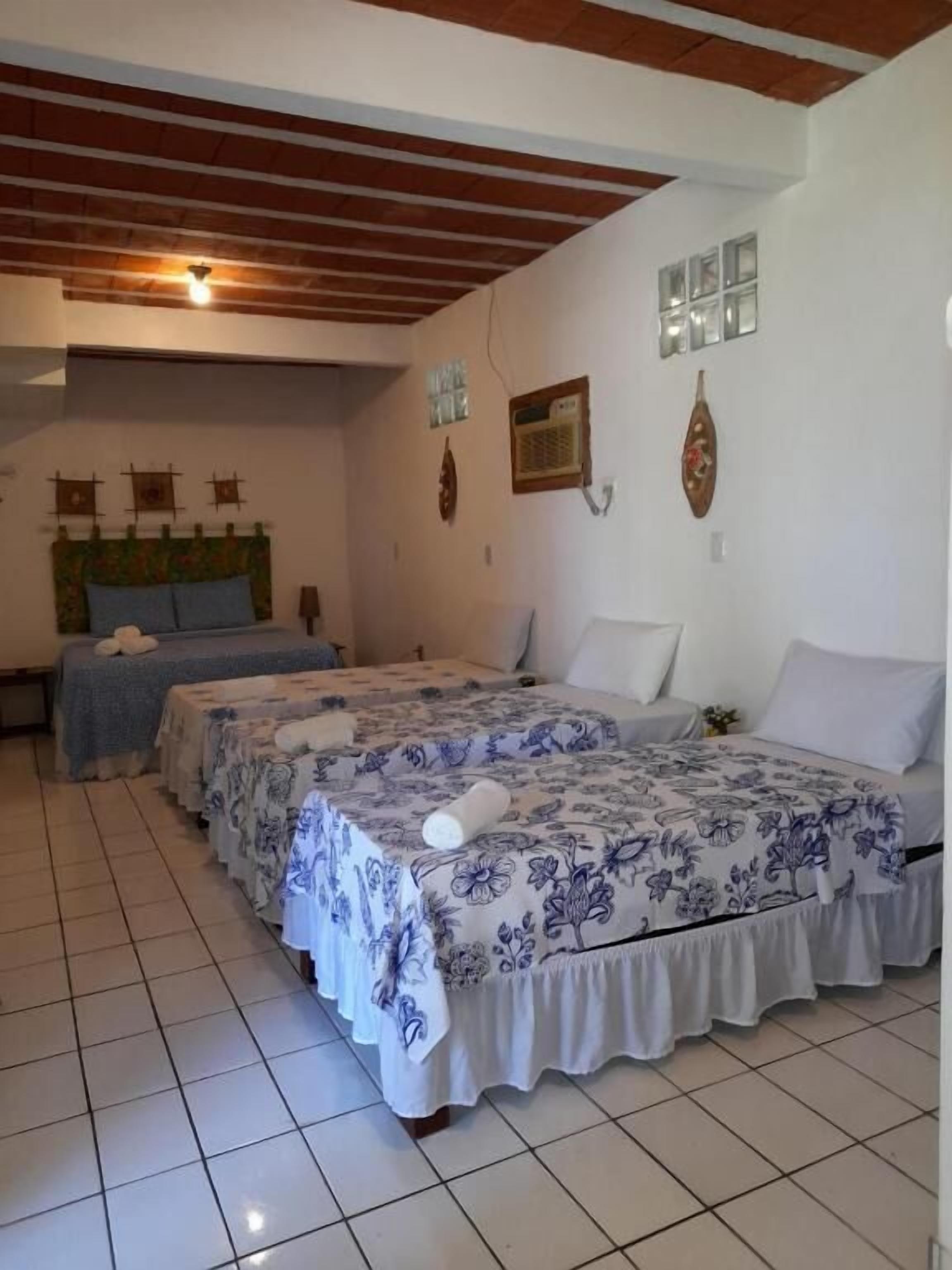 Desk, laptop workspace, free WiFi