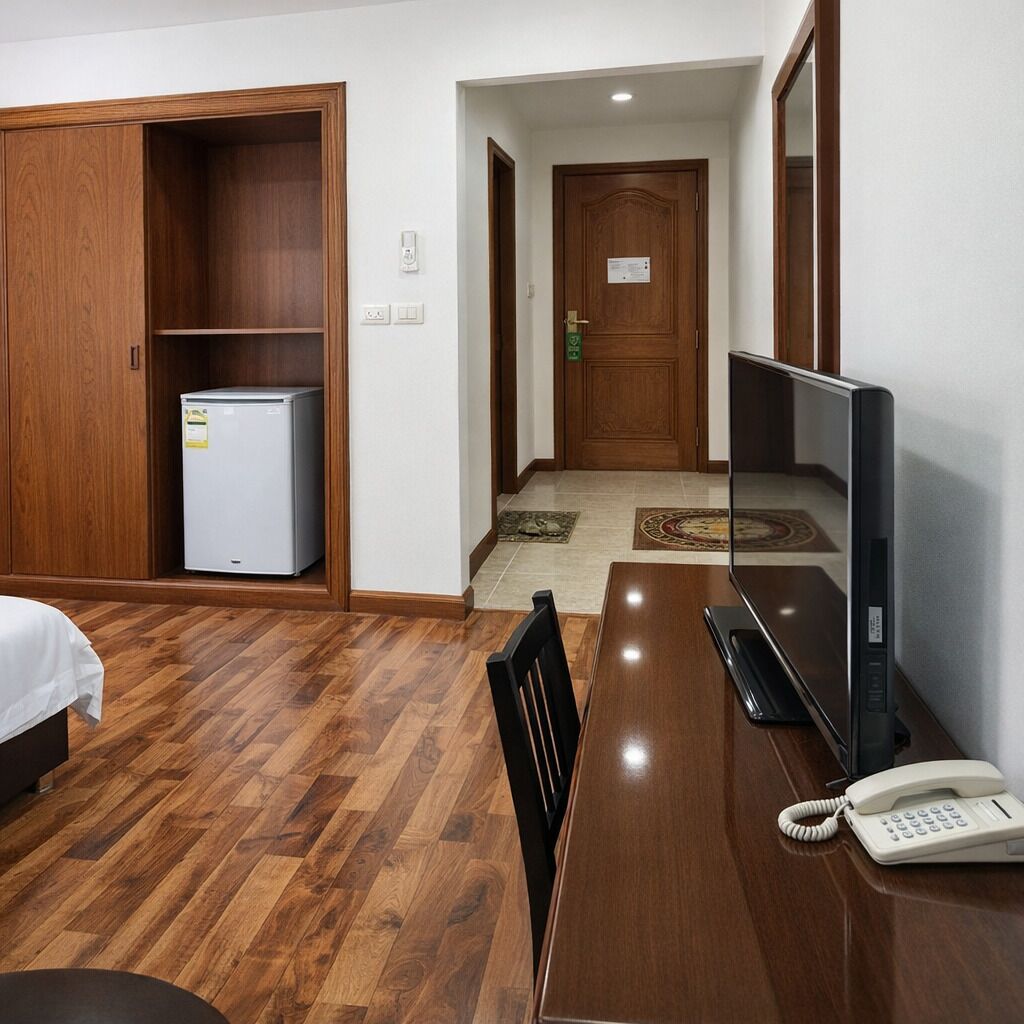 In-room safe, iron/ironing board, free WiFi