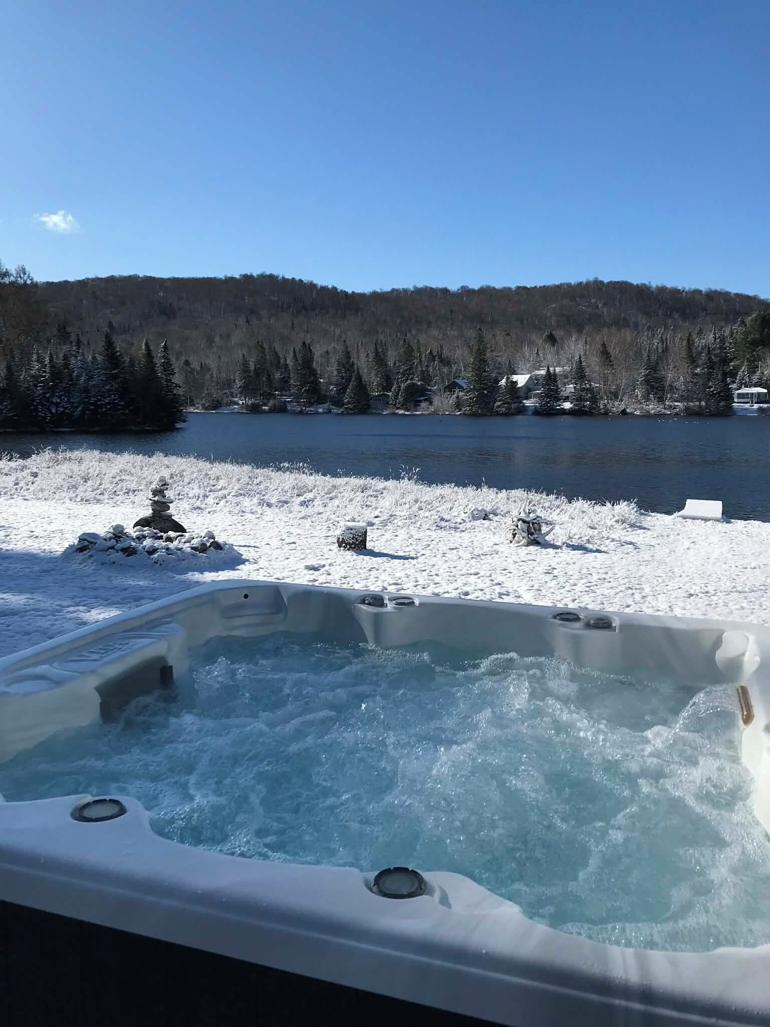 Bain à remous extérieur