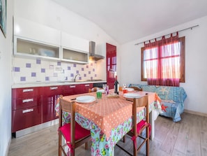 Villa, 2 Bedrooms, Patio, Garden View | Dining room - Charming Detached Villa in Capo Comino (Siniscola)