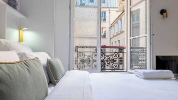 Casa | 1 camera, ferro/asse da stiro