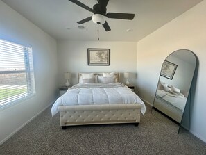 4 bedrooms, iron/ironing board, WiFi, bed sheets