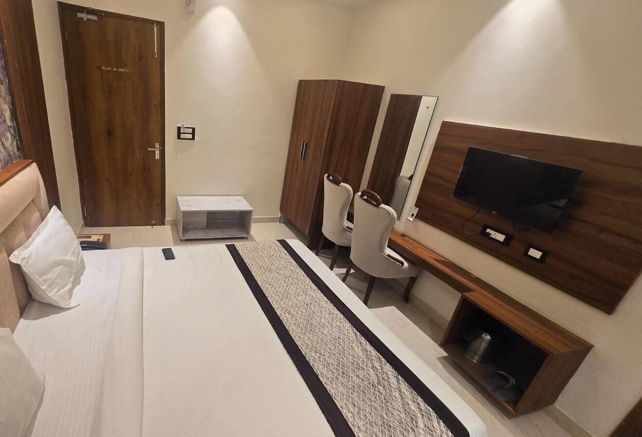 Standard Room | Free WiFi