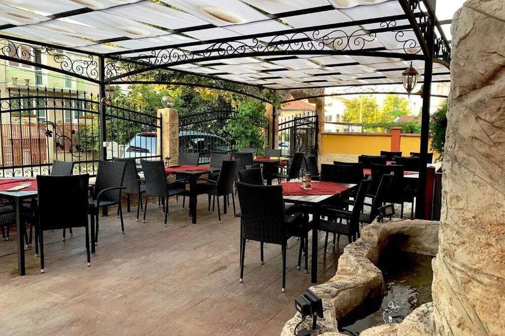 Hotel Jaky