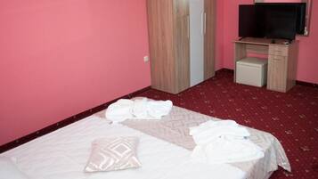 Studio Confort, balcon, vue ville | Coffres-forts dans les chambres