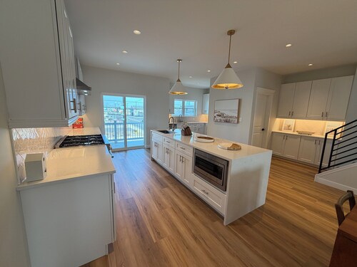 4BR Wildwood Townhouse w/ Pools – Walk to Boardwalk