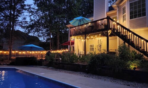 Cozy 1-bedroom in delightful Douglasville with kitchenette, and  pool