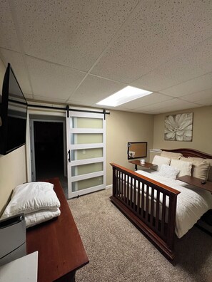 1 bedroom, iron/ironing board, WiFi