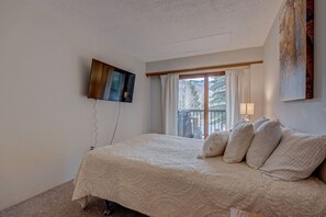 2 habitaciones, cuna de viaje, wifi y ropa de cama 