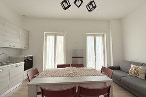 Interior - SE202 - Senigallia, new, fully equipped three-room apartment in the city center (Senigallia)