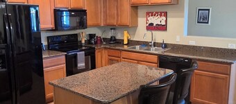 2-bedroom townhome in beautiful Tempe Next to Cubs Spring Training Field