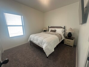4 Schlafzimmer, Bügeleisen/Bügelbrett, Reisekinderbett, kostenloses WLAN