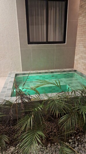 Pool - Apartments where you can enjoy all the comforts of a house. Oceanfront (Japaratinga)