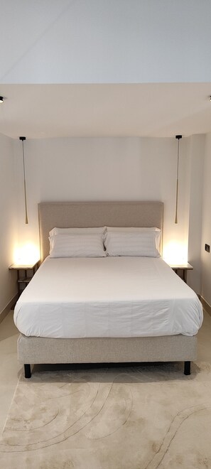 1 makuuhuone, silitysrauta/-lauta, internet, vuodevaatteet