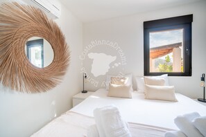 3 bedrooms, iron/ironing board, free WiFi, bed sheets - CostaBlancaDreams - Casa Amahle in Moraira (Moraira)