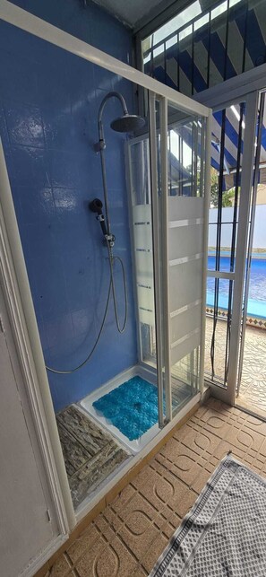 Hair dryer, bidet, towels, toilet paper - Villa Noa. (Torrevieja)
