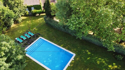 Fabulous farm in Mesquitela, Mangualde for vacation with pool for 18 people