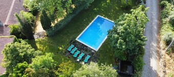 Fabulous farm in Mesquitela, Mangualde for vacation with pool for 18 people