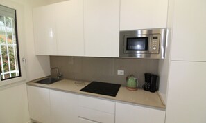 Villa, 2 slaapkamers, patio, uitzicht op tuin | Interieur