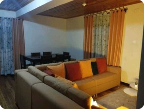 Living area - Villa EMMANUEL (Antananarivo)