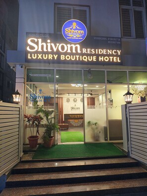 Exterior detail - SHIVOM RESIDENCY (Hyderabad)