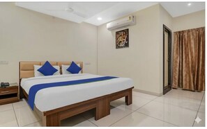 Classic-Doppelzimmer | Schreibtisch, laptopgeeigneter Arbeitsplatz, kostenloses WLAN