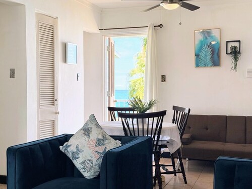 Negril Coast 1 Bed Apartment with Sea Views