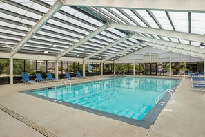 Indoor pool, outdoor pool - Cozy 2-bedroom condo in quaint Atlantic Beach with private beach access (Atlantic Beach)