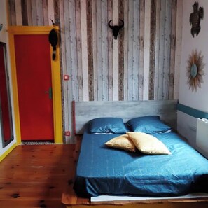 3 habitaciones y cuna de viaje 