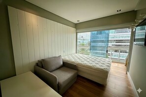 Interior - Luxury Garden in Riviera: Where the Garden Meets the Beach (Bertioga)
