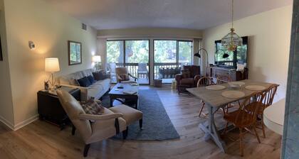Cozy 2-bedroom condo in amazing Pinehurst. Great for families.
