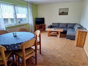 Smart TV, fireplace - Cozy vacation apartment at the Hainerhof (Grünberg)