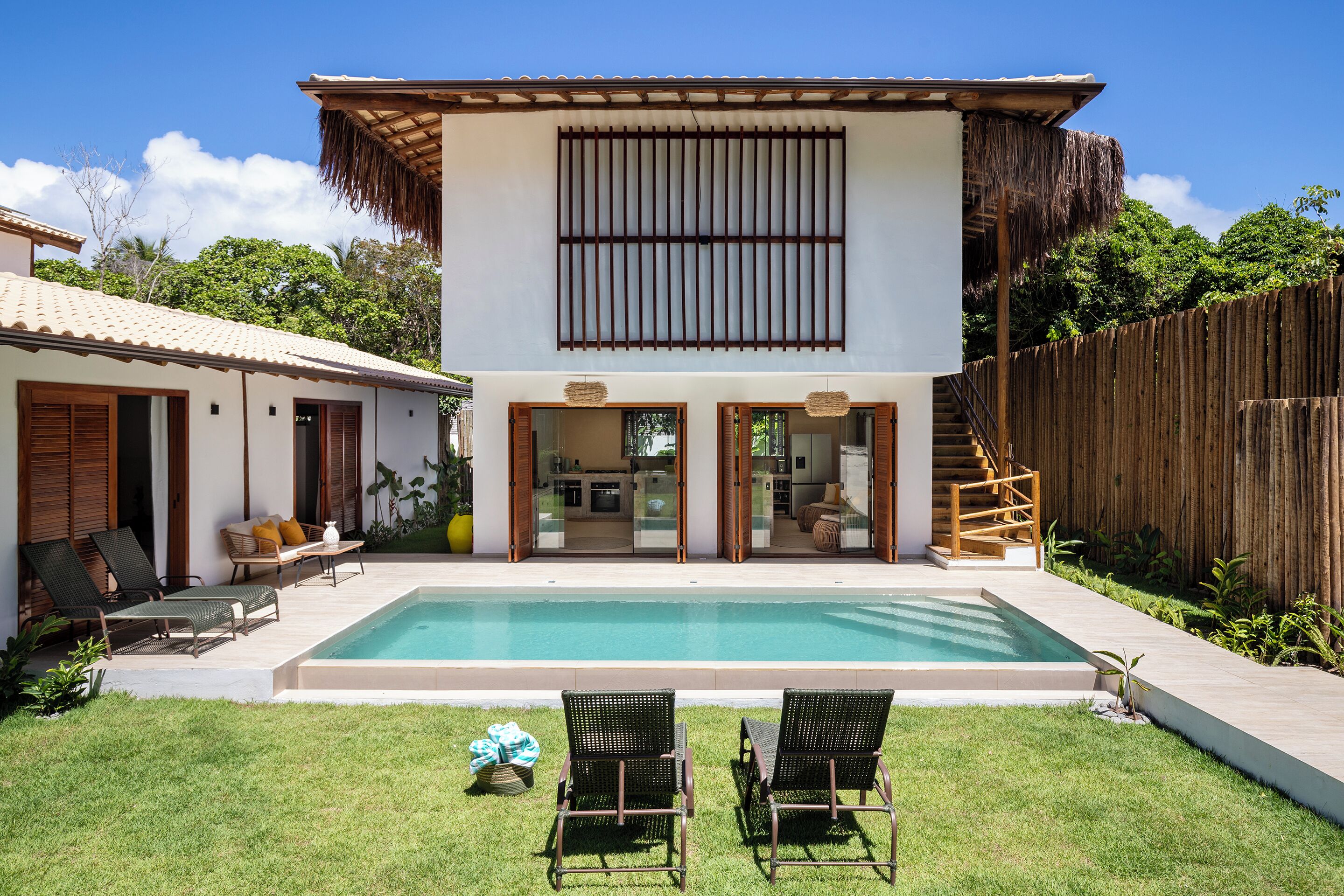 Deluxe House, Lanai, Garden View | Pool | Outdoor pool