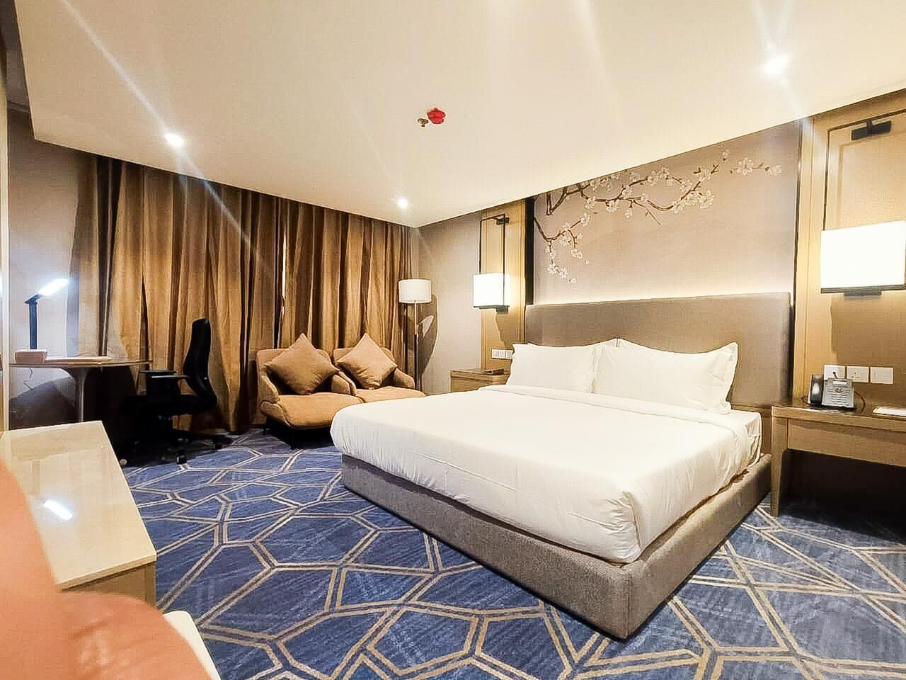 Standard-Doppelzimmer | Schreibtisch, Bügeleisen/Bügelbrett, kostenloses WLAN