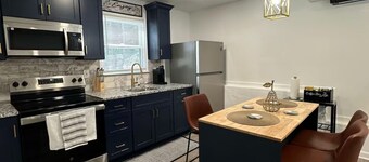 Cozy Private Basement Apartment in Buford with AC & Separate Entry