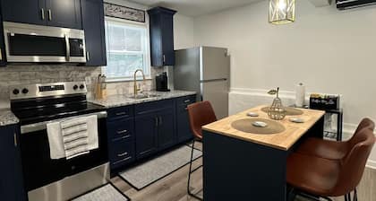 Cozy Private Basement Apartment in Buford with AC & Separate Entry