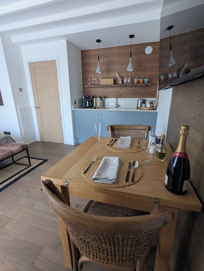 Appartement, 2 chambres, accessible aux personnes à mobilité réduite, balcon | Intérieur