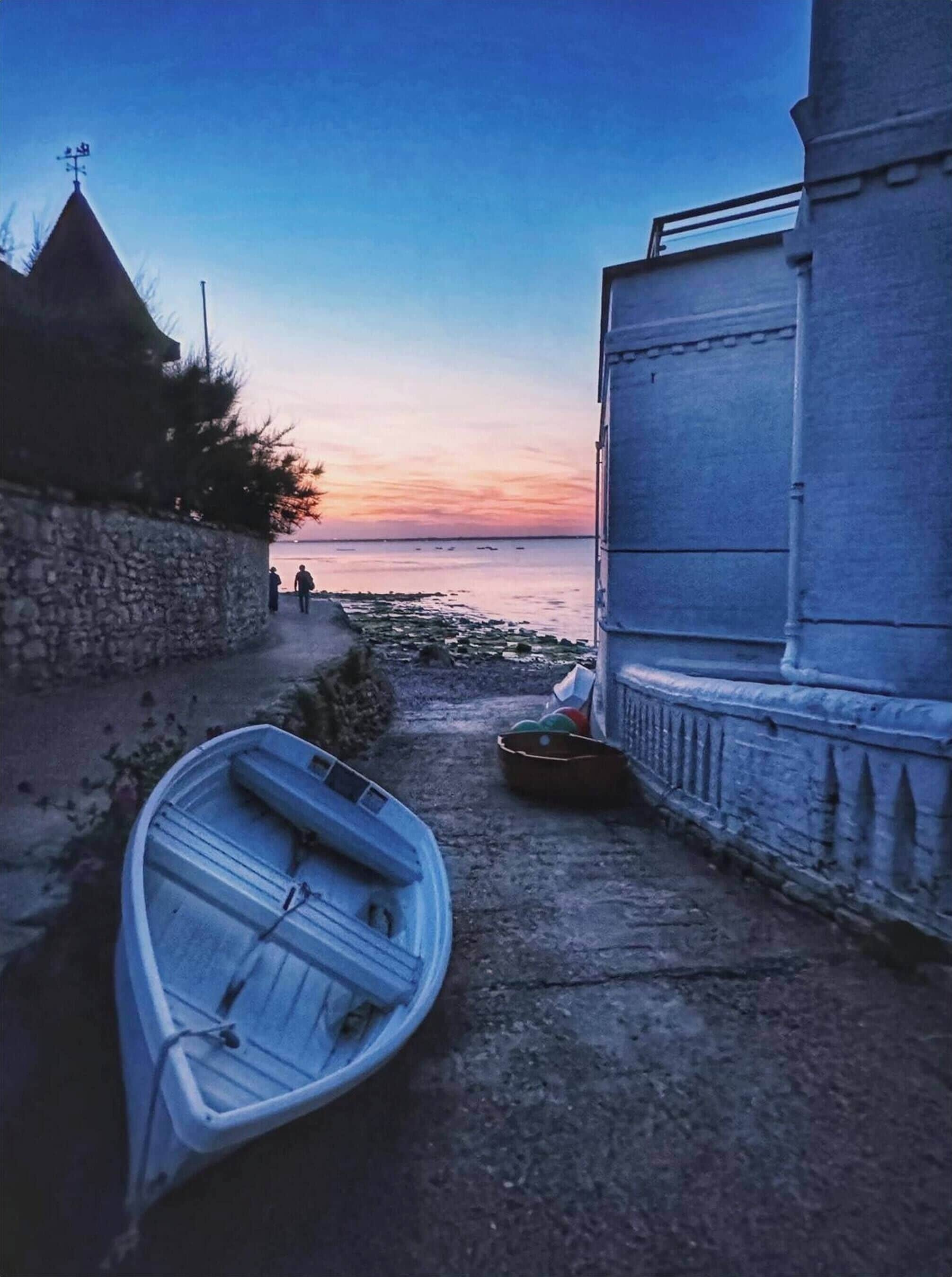 Appartement, 2 chambres, accessible aux personnes à mobilité réduite, balcon | Enceinte de l’hébergement