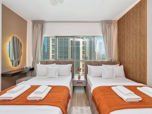Iron/ironing board, free WiFi - Luxury Waterfront View with Ain Dubai  (Dubai)
