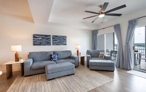 Smart TV - Sunset Hideaway near Bagnell Dam (Lake Ozark)