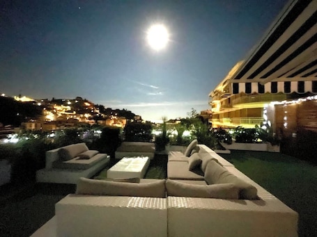 Property grounds. Apartment Sky Garden Rapallo Maria Jose Liguria-Attico sea view-Idro-Box