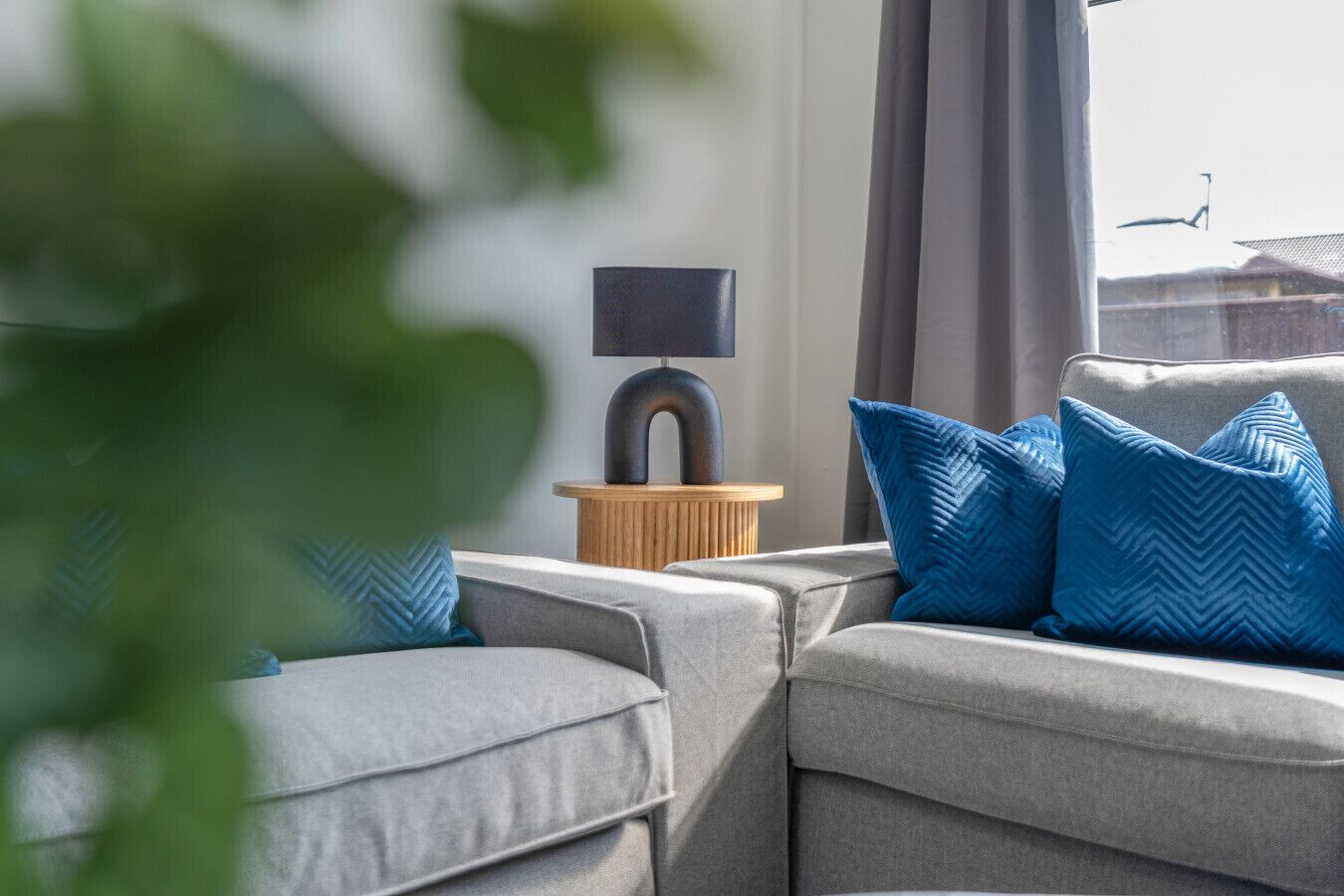 Free Parking| Sleeps 6 | 3 Bedrooms | Central - Livingston