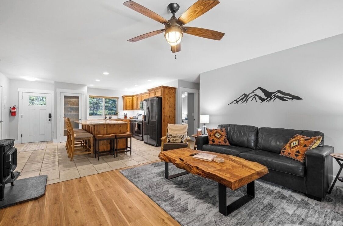 Smart-TV, Kamin, Computerbildschirme